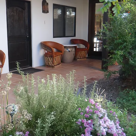 Casa De San Pedro Bed & Breakfast